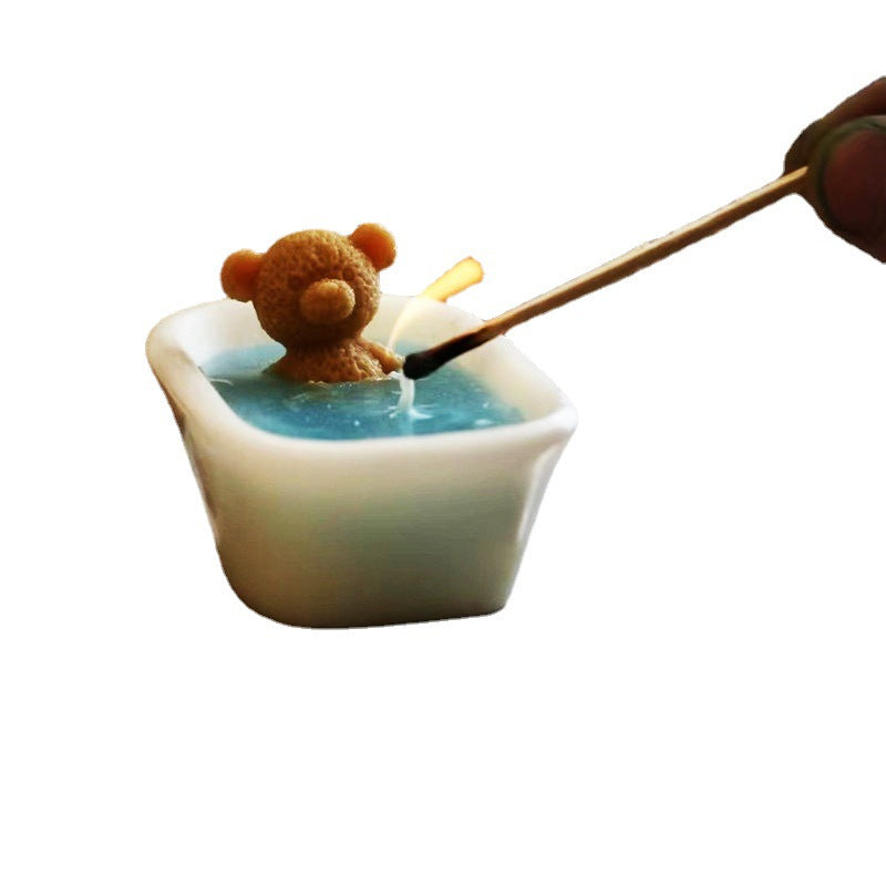 Bear Who Loves Bathing Bathtub Aromatherapy Candle