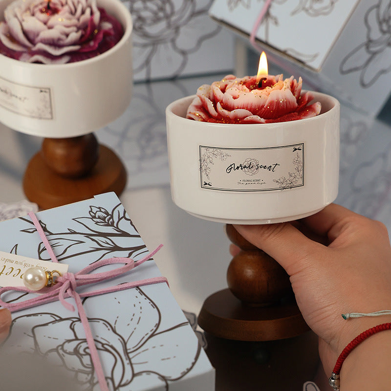 French-Style Gradient Camellia Aromatherapy Candle