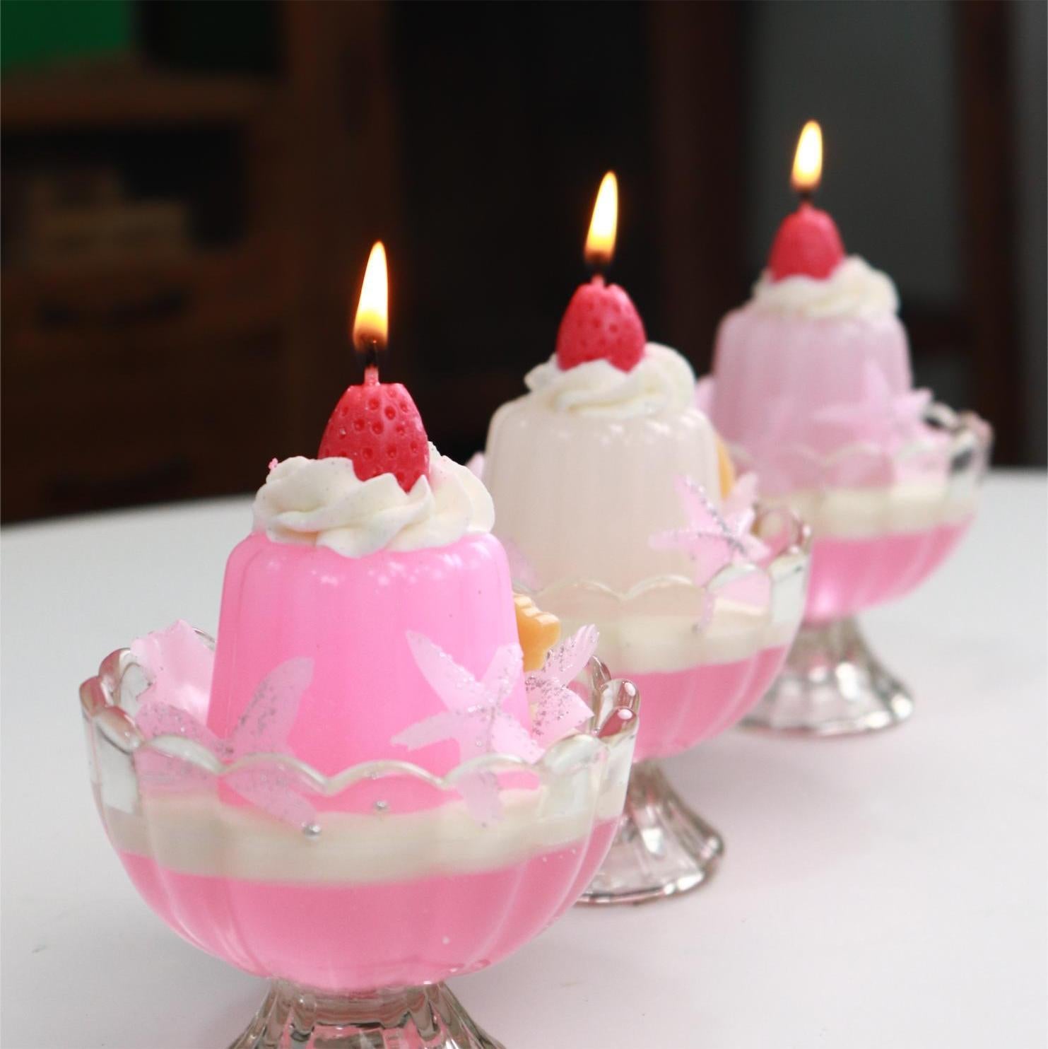 New Product: Pudding Cup Scented Candle Cake with Strawberry Decoration, Handmade Gift for Girlfriends/Best Friends on Birthdays